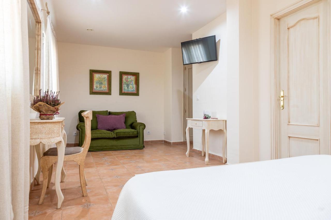 Hotel Puerta De Algadir El Puerto de Santa María Esterno foto