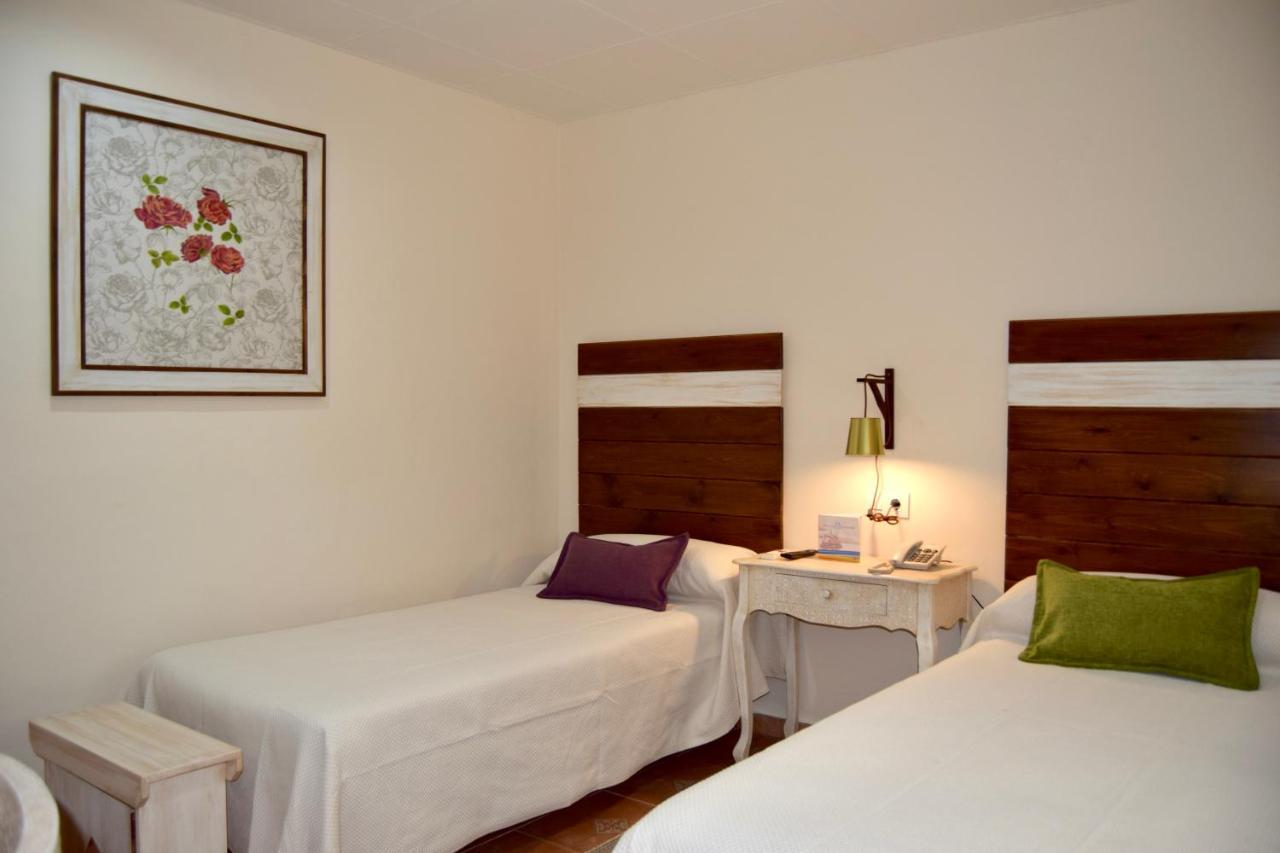 Hotel Puerta De Algadir El Puerto de Santa María Esterno foto